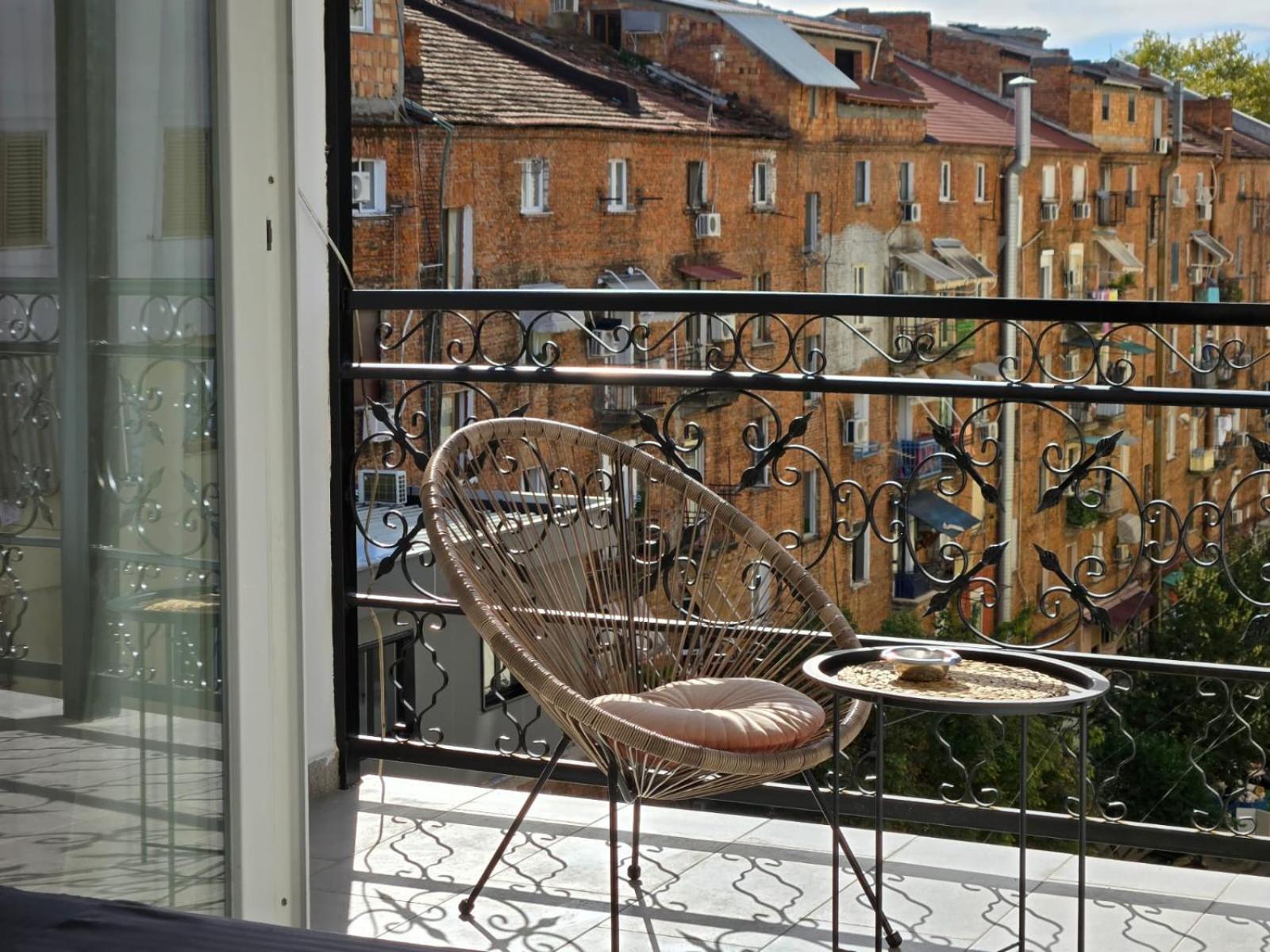 Tirana City Center Penthouse Oasis ภายนอก รูปภาพ