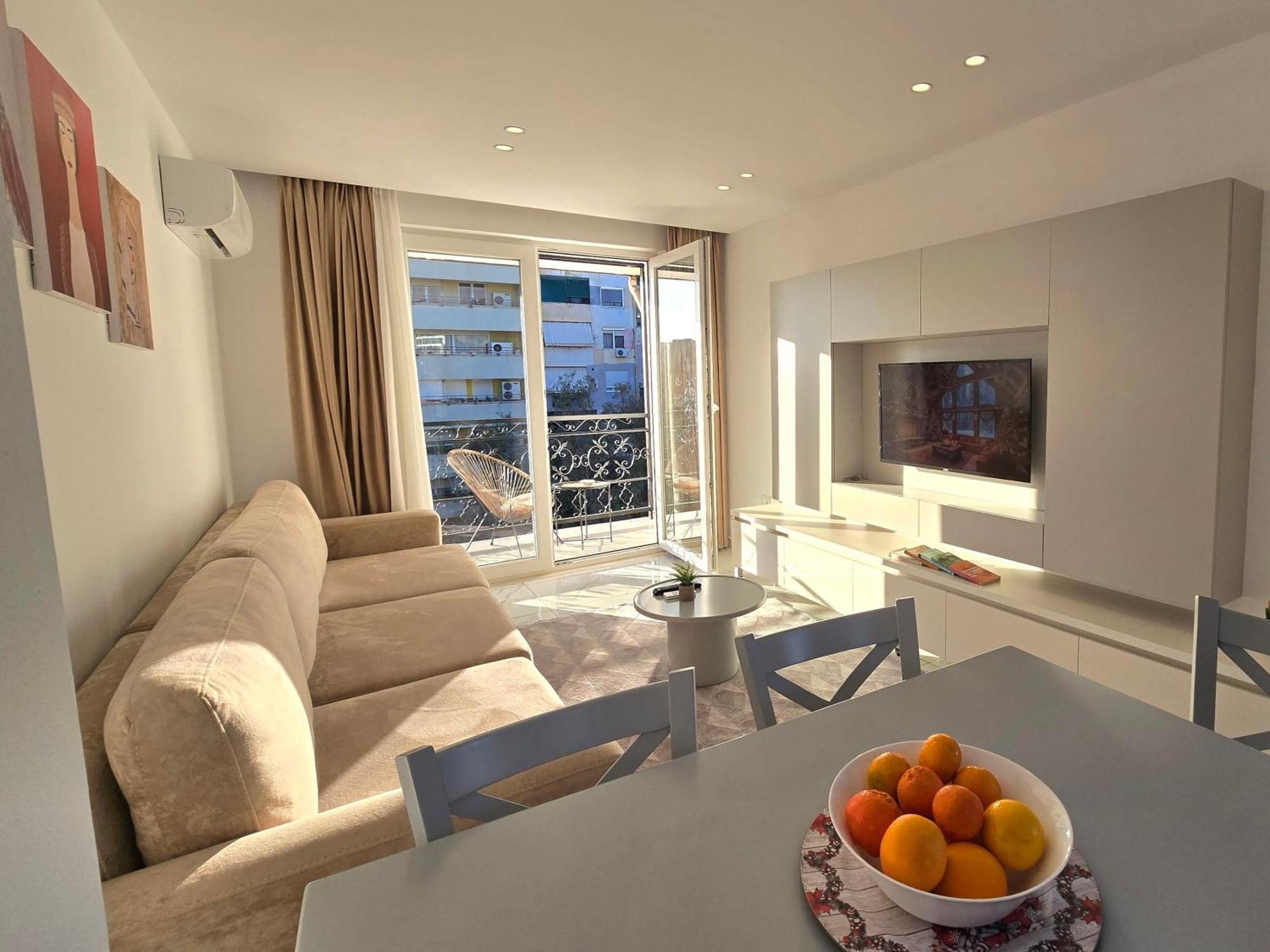 Tirana City Center Penthouse Oasis ภายนอก รูปภาพ